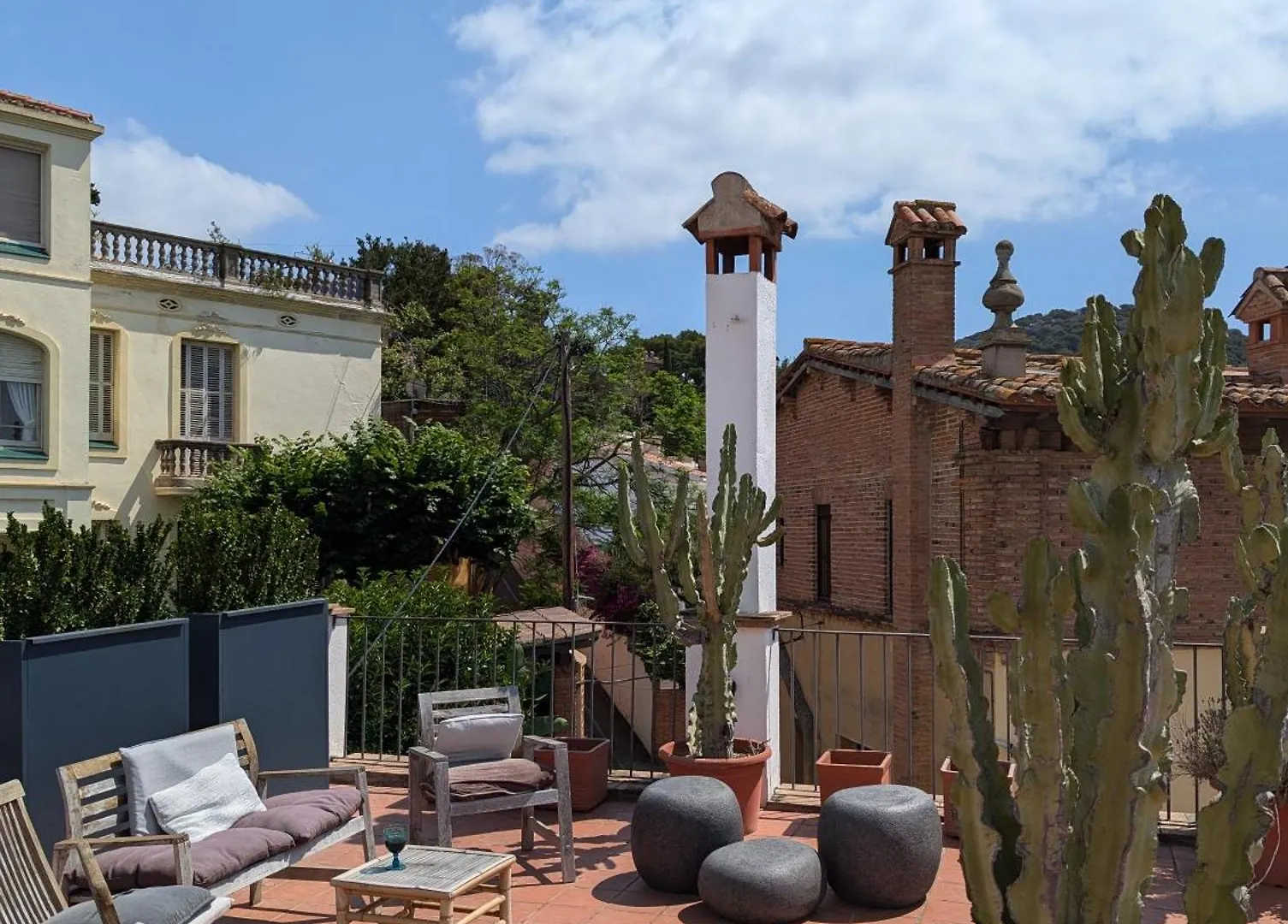 Hostal De La Placa - Hotel Boutique Cabrils