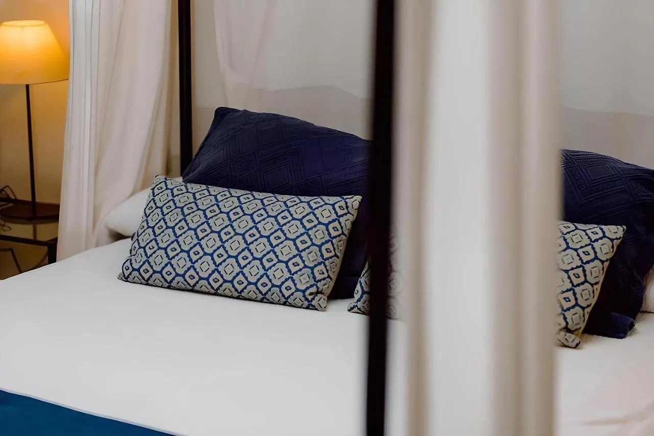 ***  Hostal De La Placa - Hotel Boutique Cabrils Spain
