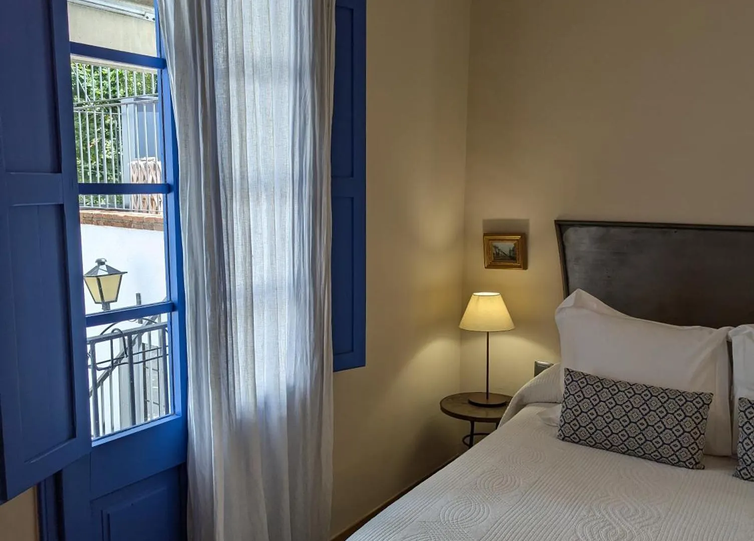 Hostal De La Placa - Hotel Boutique Cabrils