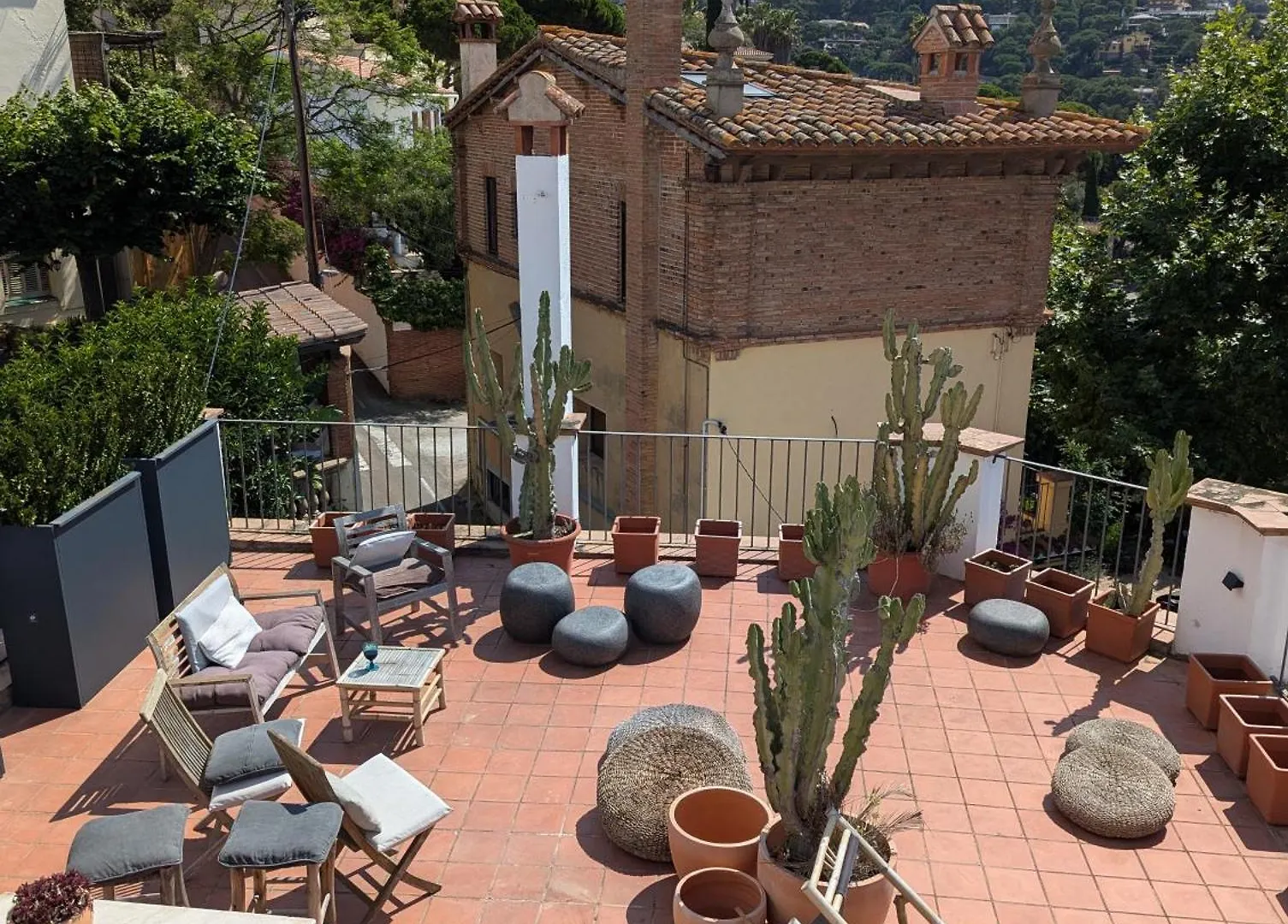 Hostal De La Placa - Hotel Boutique Cabrils